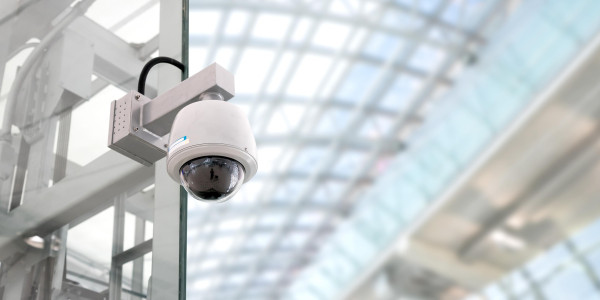 Reformas Integrales de Tiendas y Locales  Comerciales en Mataró · Instalación Sistemas de Seguridad y Videovigilancia