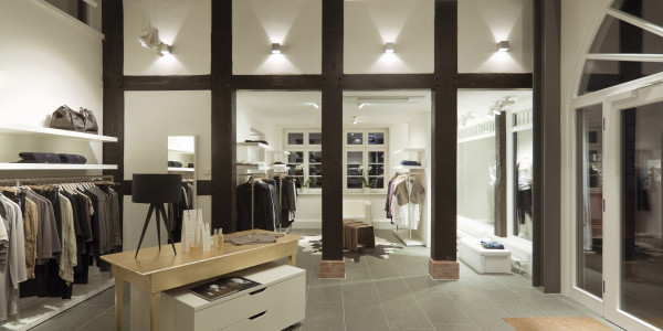 Reformas Integrales de Tiendas y Locales  Comerciales en Mataró · Diseño y Planificación de Espacios Comerciales
